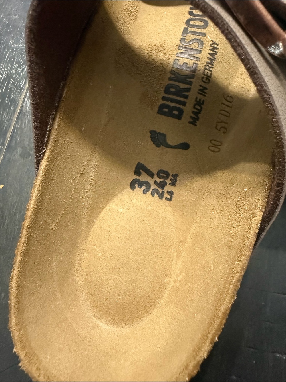 Birkenstock Arizona Sandal in Brown with Copper Buckles - Picture 4 of 5